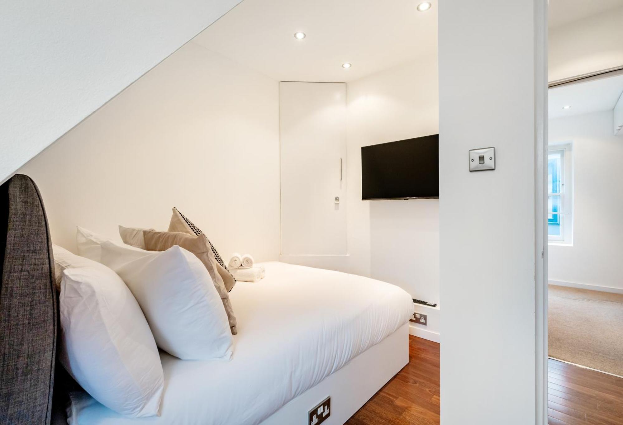 Huge & Central 3 Bedr, 4 Beds, Covent Gdn London Luaran gambar
